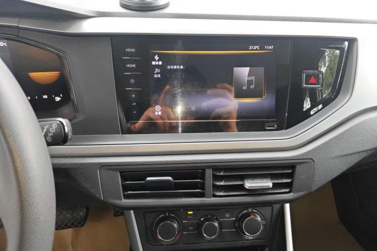 Used Volkswagen Polo 2023 Revised Plus 1.5L Automatic – Enjoy Life Edition Audio And AC Panel