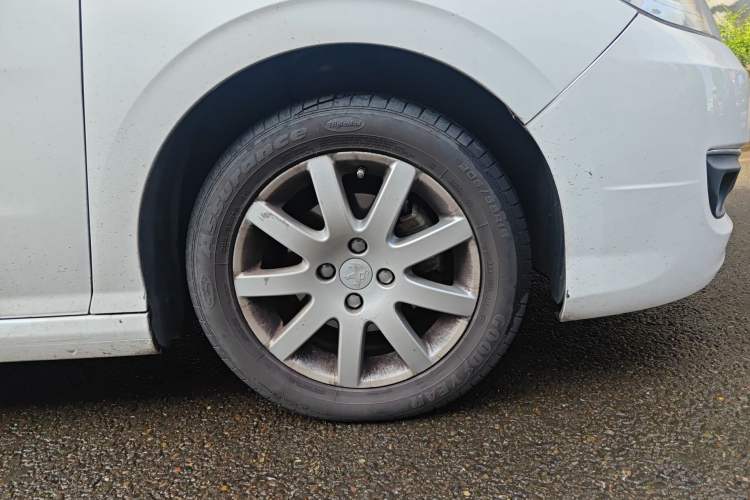 Used Peugeot 308 2012 1.6L Manual YouShang Edition
