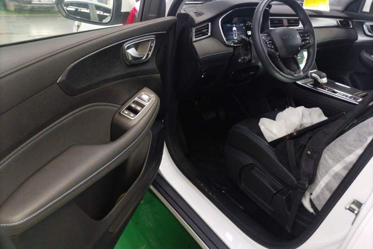 Used Roewe RX5 2025 PLUS 330TGI Automatic Trendsetting Smart Edition Driver Seat