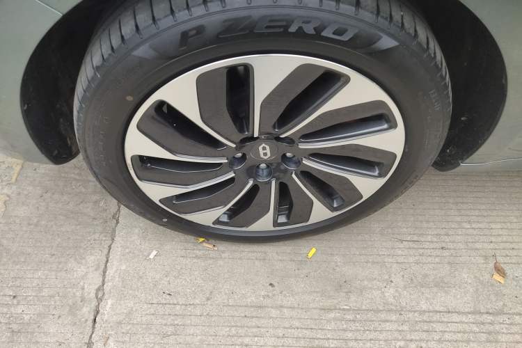 Used Hima AITO M5 2022 Extended-Range Four-Wheel Drive Ultimate Edition Exterior 4