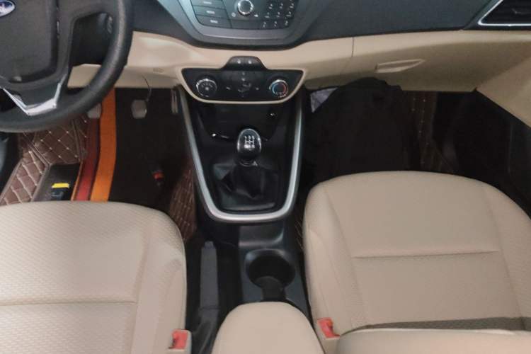 Used Ford Escort 2017 Revised Version 1.5L Manual Comfort Edition