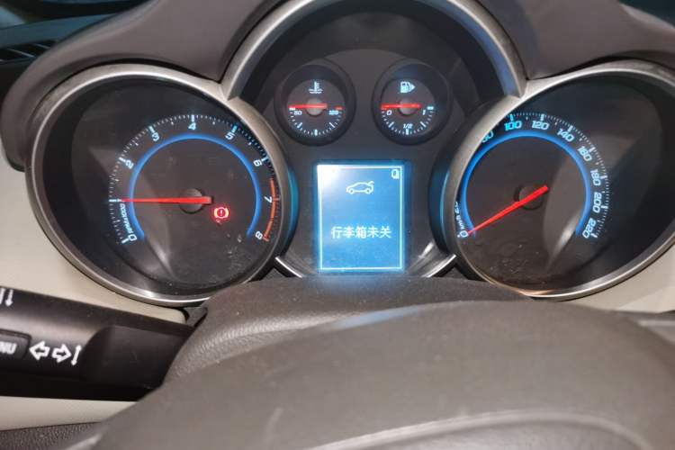 Used Chevrolet Cruze 2015 1.5L Classic SE MT Instrument Cluster