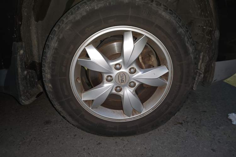 Used BYD S6 2013 Jingyue Edition 2.0L Manual Luxury Model 5 Seats
