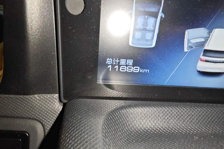 Used Wuling Hongguang MINIEV 2022 Macaron Premium Model – Lithium Iron Phosphate