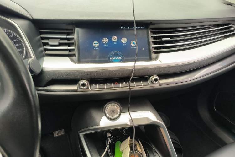 Used Haval H6 2017 Blue Label 1.5T Automatic Two-Wheel Drive ZhiShang Model