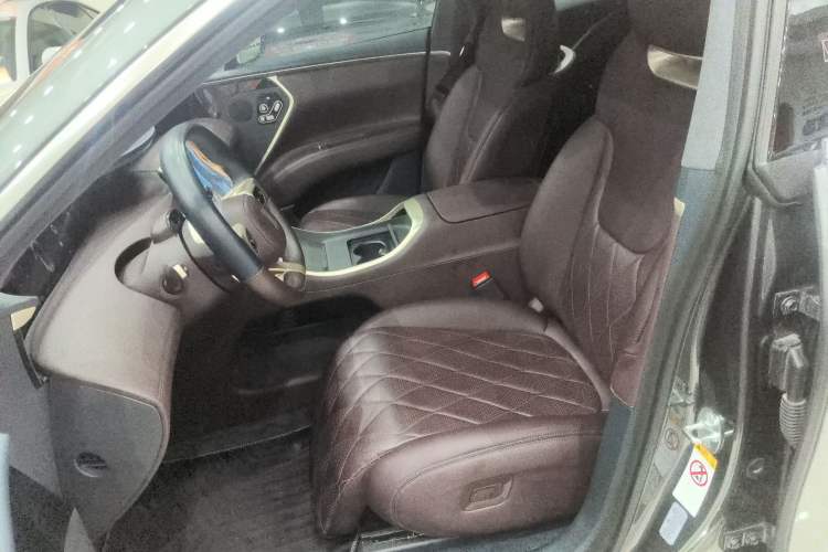 Used Avatr 11 2024 580 Three-Laser Four-Wheel Drive Luxury Edition