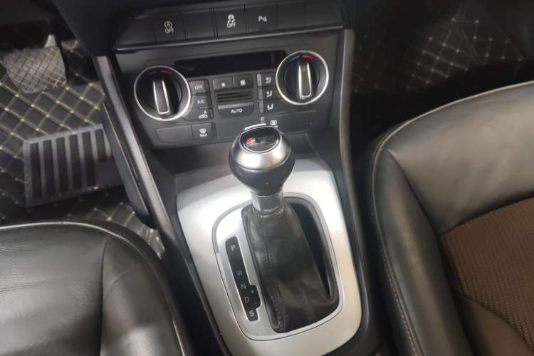 Used Audi Q3 2017 30 TFSI Fashion Model
