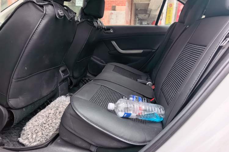 Used Peugeot 408 2013 2.0L Manual Comfort Edition