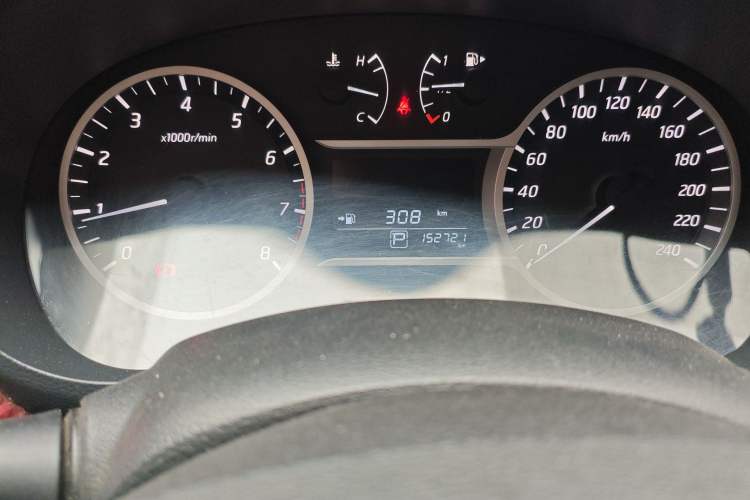 Used Nissan Lannia 2016 1.6L CVT Cool Edition
