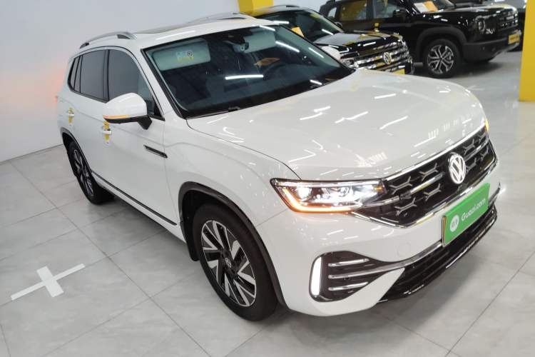 Used Volkswagen Tayron 2023 Revised Version 380TSI All-Wheel Drive R-Line High-Energy Edition
