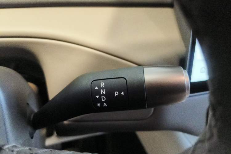 Used Li Auto MEGA 2024 Ultra Model
