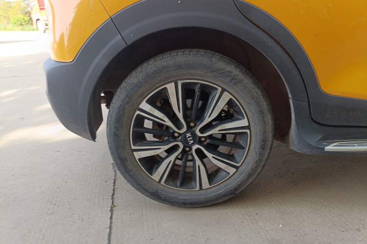 Used Kia kx1 Stonic 2019 1.4L Automatic Fun Edition China VI