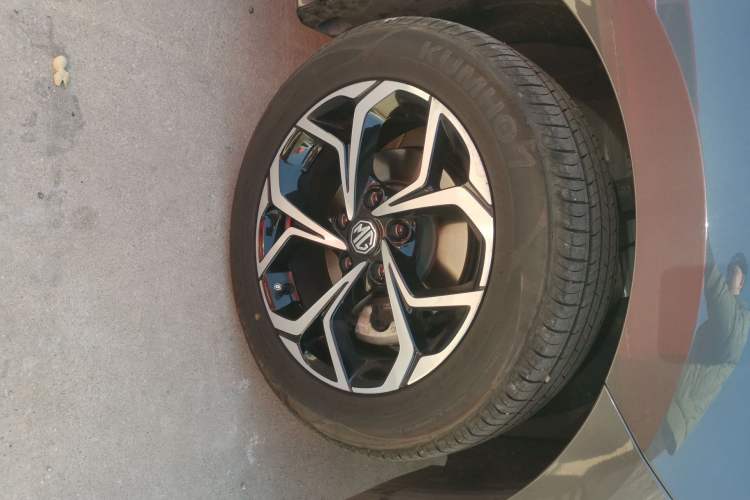 Used MG 5 2023 180 DVVT Manual Fashion Edition
