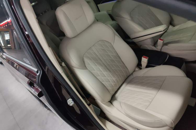 Used Buick GL8 2022 Avenir Aivia Six-Seat Deluxe Edition