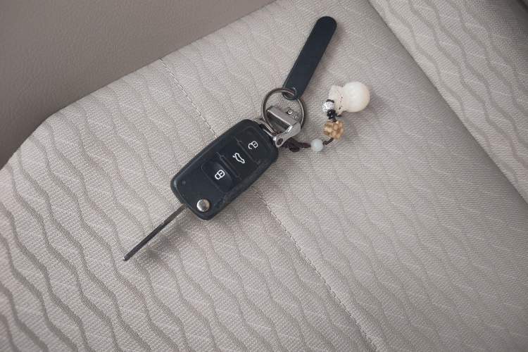 Used Skoda Rapid 2013 1.6L Automatic Smart Selection Model
