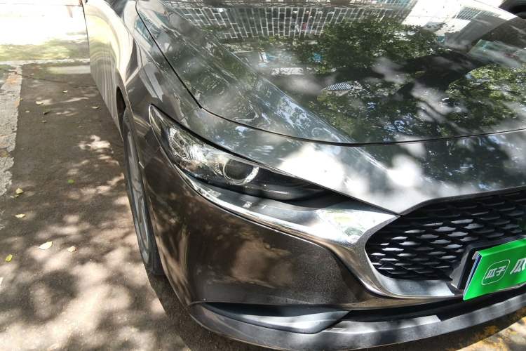 Used Mazda 3 Axela 2021 1.5L Automatic ZhiMei Edition