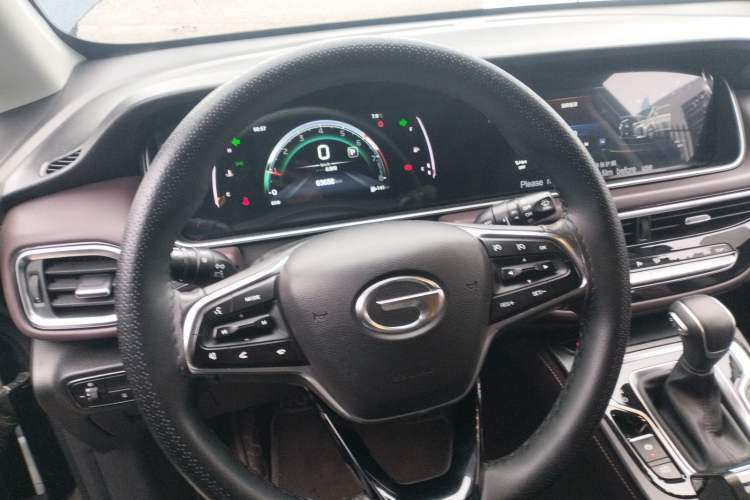 Used GAC Trumpchi M6 2021 270T DCT Elite Edition (7-seater)