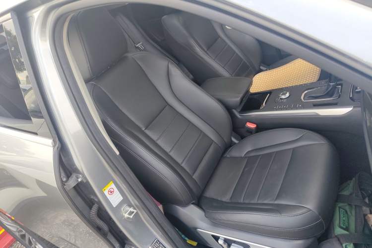 Used Wey VV5 2019 Upgraded Model 2.0T Two-Wheel Drive Ultra-Luxury Version China VI Standard