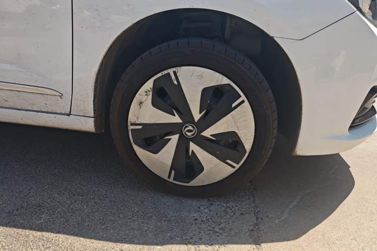 Used Dongfeng Aeolus E70 2022 500 Ultra-Enjoyment Edition Right Front Wheel Hub