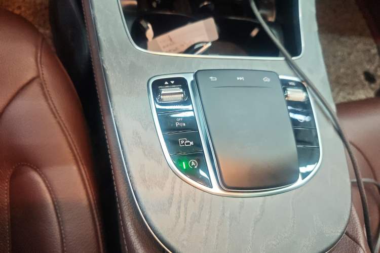 Used Mercedes-Benz CLS 2020 CLS 300 Sport Edition Gear Lever