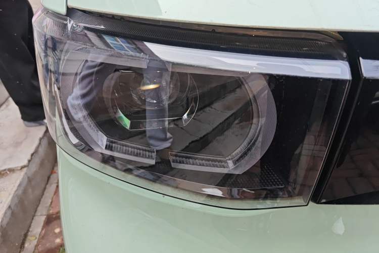 Used Wuling Hongguang MINIEV 2021 Macaron Fashion Edition Lithium-Ion Battery
