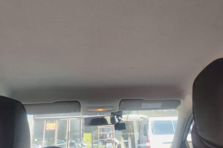 Used Volkswagen Santana 2015 1.6L Manual Fashion Edition Headliner