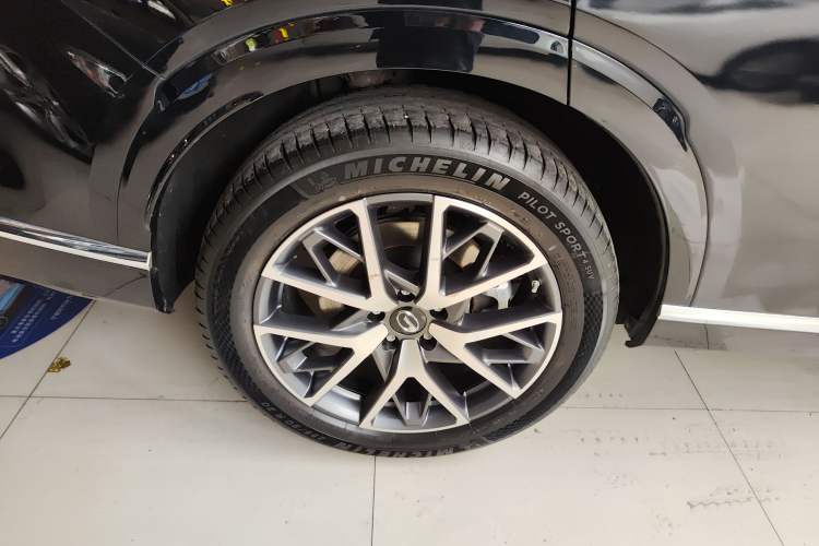 Used GAC Trumpchi GS8 2022 Dual-Engine Series 2.0TM Two-Wheel Drive Prestige Edition (7 Seats)
