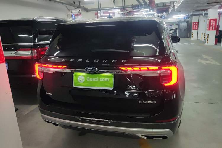 Used Ford Explorer 2023 EcoBoost 285 Rear-Drive Stylish Edition 6 Seats Rear