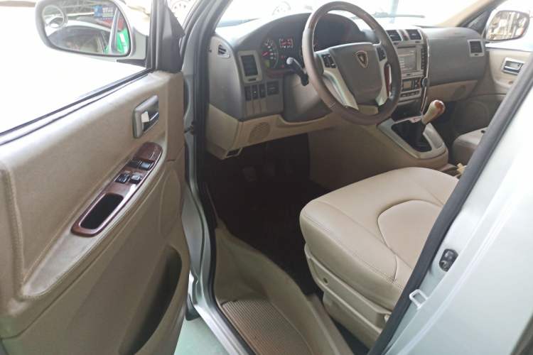 Used Jinbei Grace 2010 2.7L 3rd Generation Yu Ling Luxury Version Long Wheelbase 9-Seater Equipped with 2TR Engine