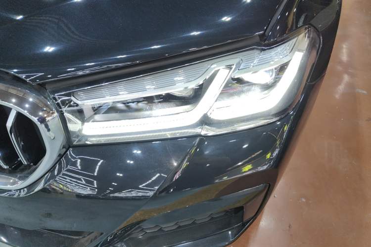 Used BMW 5 Series 2022 Second Facelift 530Li Luxury Version M Sport Package