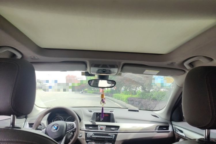 Used BMW X1 2016 sDrive18Li Luxury Model Headliner