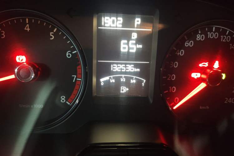 Used Volkswagen Lavida 2013 Revised Classic 1.6L Automatic Fashion Edition
