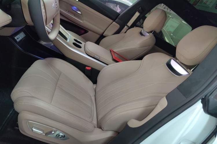 Used XPeng G9 2025 625 Long-Range Max
