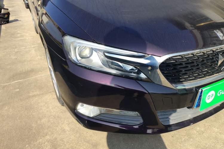 Used DS 5LS 2016 1.6T Comfort Edition THP160 Right Front Headlight