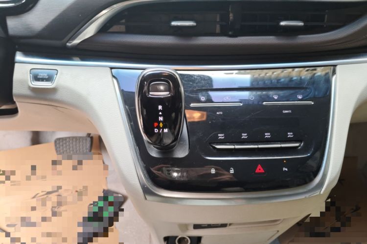 Used Buick GL8 2022 Land Cruiser Executive Class 652T Comfort Model Gear Lever