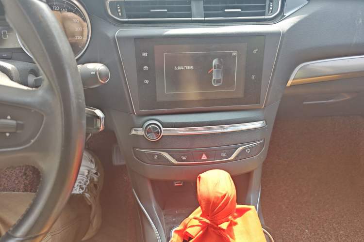 Used Peugeot 408 2014 1.8L Automatic Luxury Edition Audio And AC Panel