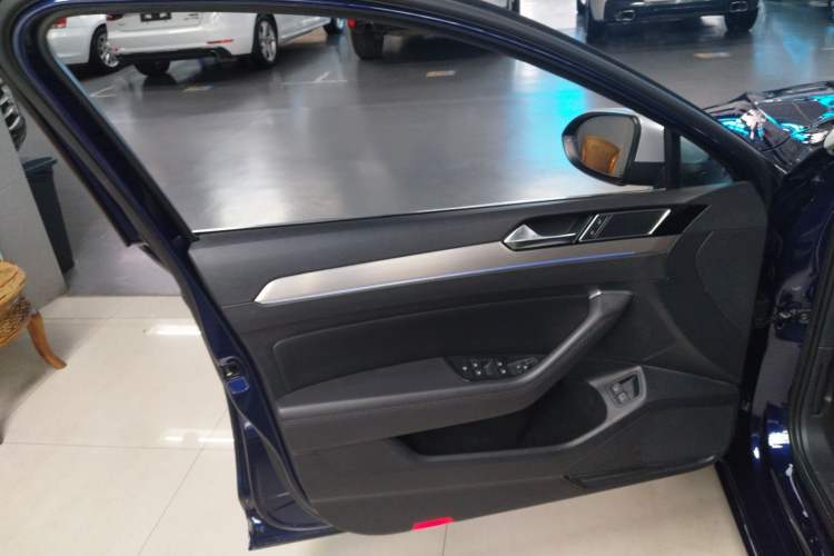 Used Volkswagen Variant New Energy 2019 GTE model
