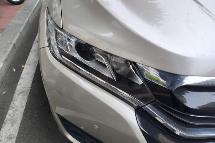 Used Honda UR-V 2017 240TURBO Two-Wheel Drive Classic Edition China V
