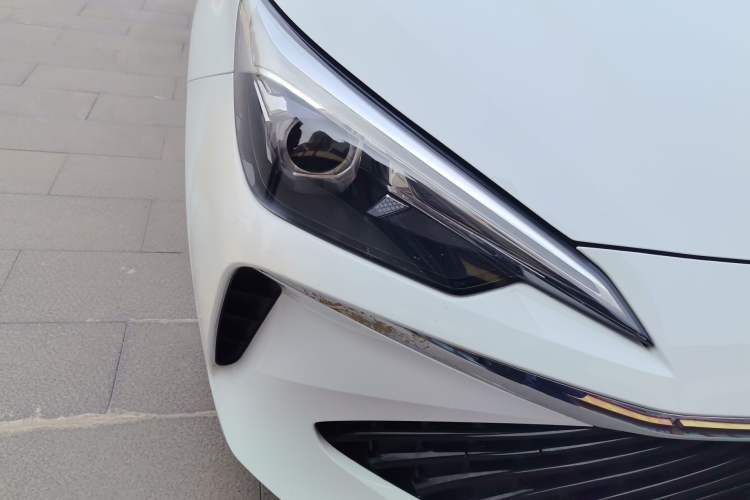 Used Roewe i5 2023 1.5L Manual Comfort Edition
