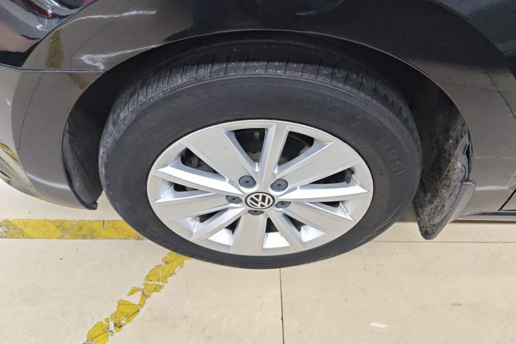 Used Volkswagen Jetta 2015 Value Edition 1.6L Automatic Comfort Version
