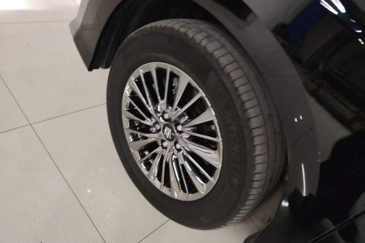 Used Toyota Vellfire 2021 Crown Dual-Engine 2.5L HV Prestige Edition
