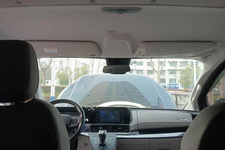 Used Ford Transit 2023 2.0T Diesel Automatic Commercial & Travel Version Mid-axle Low-roof Design 7/8/9-Seater
