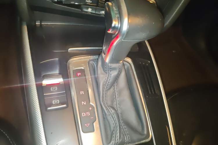 Used Audi A4L 2015 35 TFSI Automatic Standard Model
