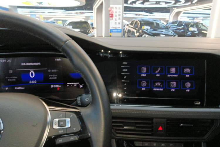 Used Volkswagen Sagitar 2021 280TSI DSG Comfort Connect Edition Audio And AC Panel