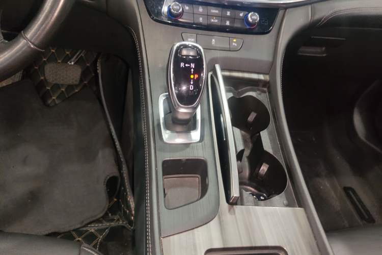 Used Buick LaCrosse 2022 652T Luxury Version Gear Lever