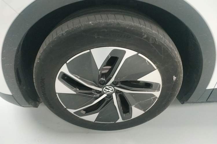 Used Volkswagen ID.4 CROZZ 2024 PURE+ model