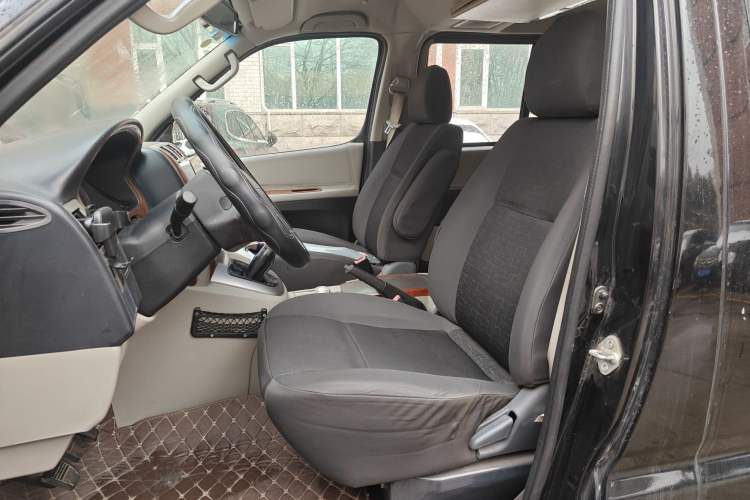 Used Jinbei Grace 2016 2.2L Classic Edition Standard Version Long Wheelbase 10 Seats
