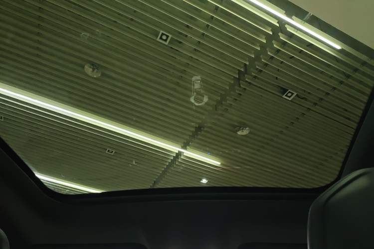 Used Changan UNI-V 2022 1.5T Prestige Version