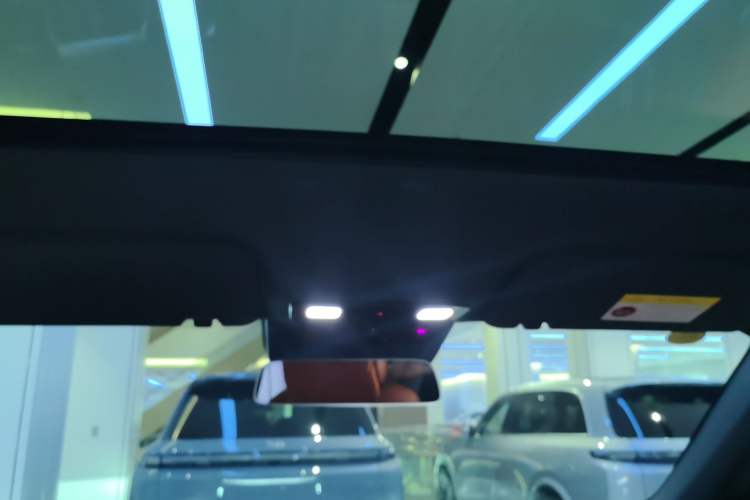 Used Li Auto L6 2025 Pro Smart Refresh Edition
