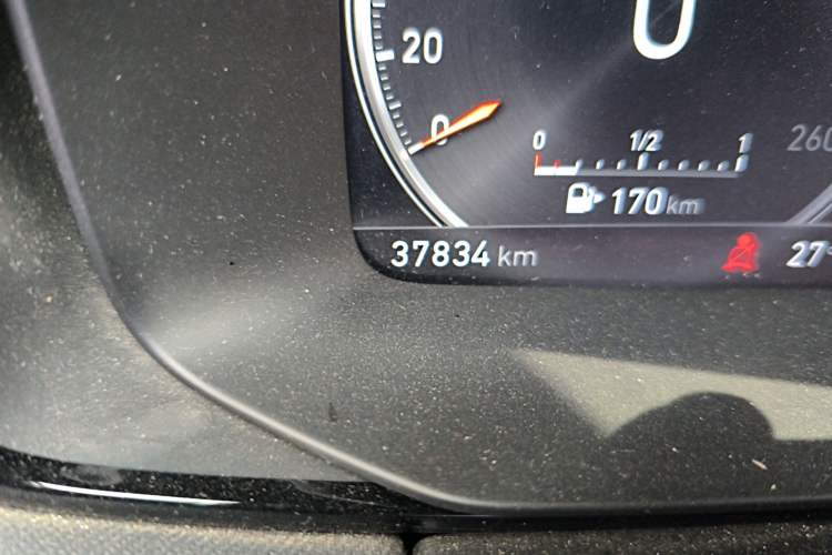 Used Lynk & Co 01 2018 2.0T Two-Wheel-Drive + Version Odometer Close Up